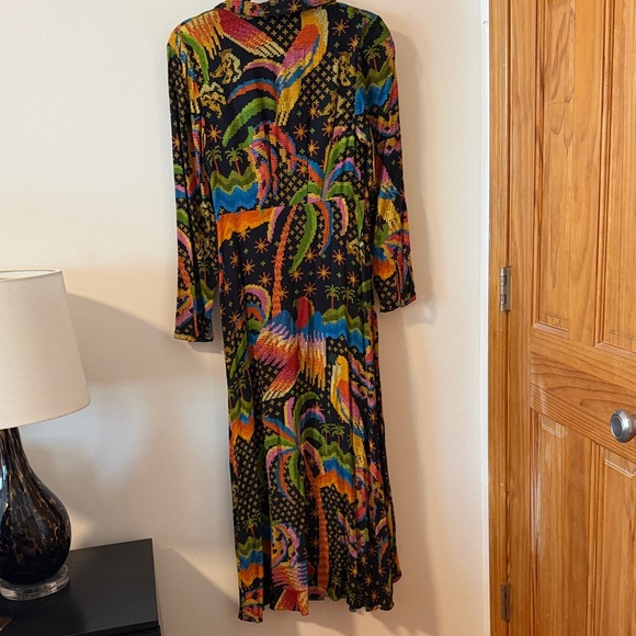 Farm Rio Women's Dress - Picture 8 of 11